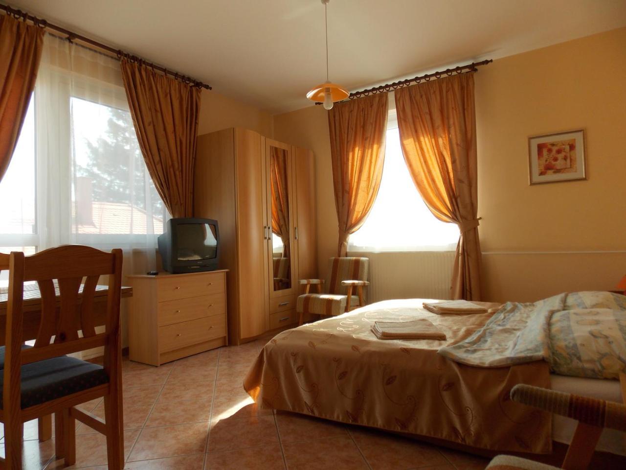 Heviz Therme Apartmenthaus Zewnętrze zdjęcie